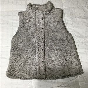 Thread & Supply sherpa vest- light gray color -size Medium